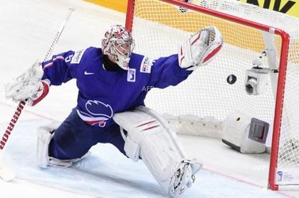 Спорт: Тампа изравни рекордно постижение на Детройт в NHL от 23 години