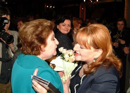 Богдана Карадочева: Часове преди да почине Васа Ганчева ми прати смс