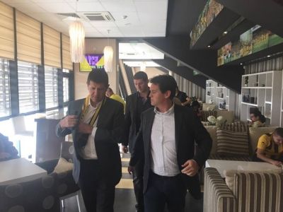Самуилов и Чандъров в съблекаляната на Ботев преди Битката за Тракия!