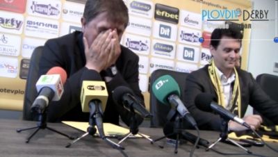Трогващо ВИДЕО в PlovdivDerbyTV: Вижте сълзите на Ангел Палийски!!!