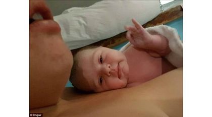 Новородено втрещи родителите си, като след раждането им даде „ОК“ с ръка