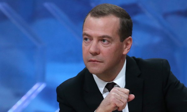 Аз съм добро момче, обяви Медведев