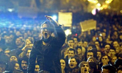 Хиляди протестираха в Румъния шести пореден ден