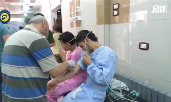 Пак атаки в Сирия: Бомба с химическо оръжие срещу цивилни