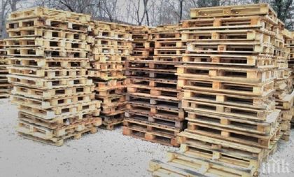 Пожар унищожи 20 тона дървени пелети в Генерал Тошево