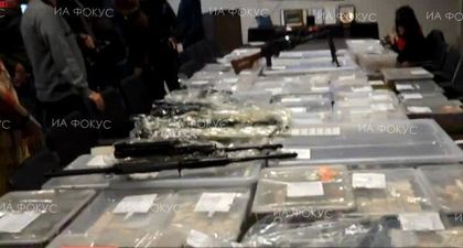Голям брой оръжия и боеприпаси са открити при операции на ГДБОП (ОБЗОР)