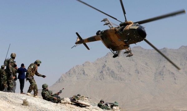 Афганистан къса с Русия, иска да се отърси от съветското наследство