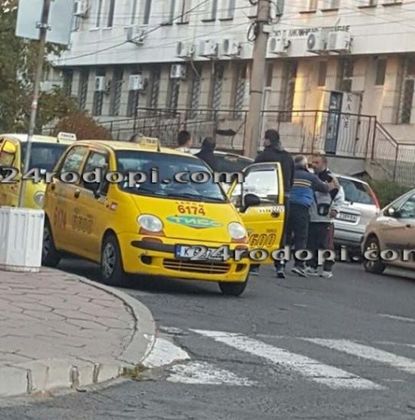 Кърваво зрелище и брутални сцени в центъра на Кърджали! (СНИМКА)