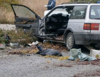 Мъж загина след челен удар в дърво край Варна
