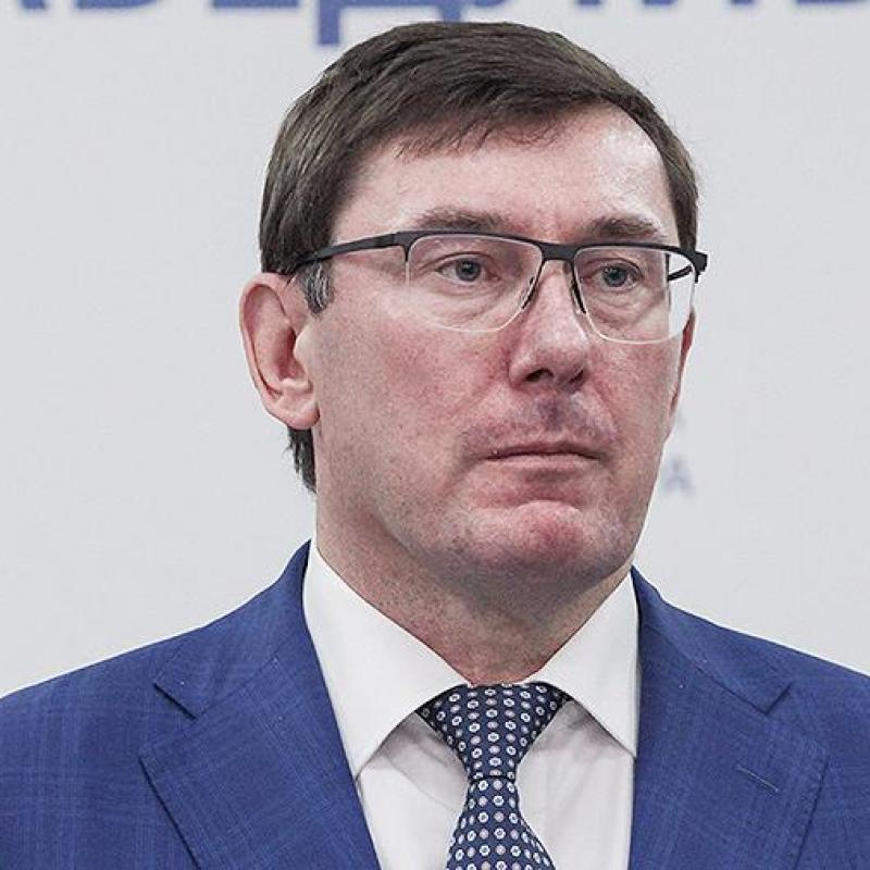 Известия“: Главният прокурор на Украйна призова да се легализира притежаването на оръжие и проституцията