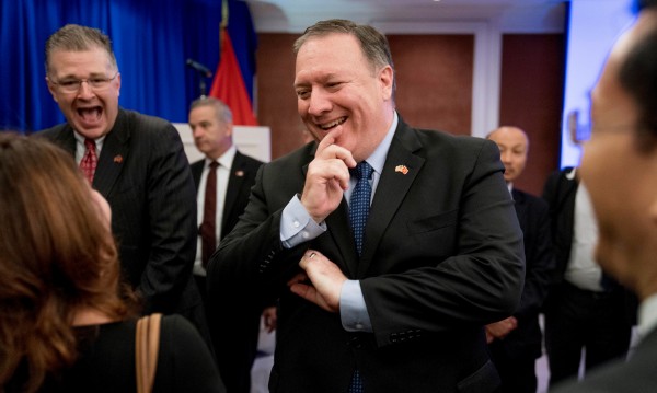 Помпейо зове Ким Чен Ун да следва примера на Виетнам