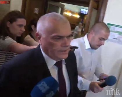 ИЗВЪНРЕДНО! Хаос в МВР и СДВР: Силовите структури мълчат за деня Х: Не сме оторизирани