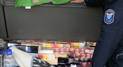 Хванаха контрабандни парфюми на "Капитан Андреево" (снимки)