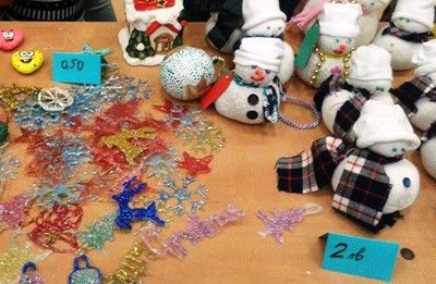 Бургаски ученици помагат Коледа да е празник за всички деца