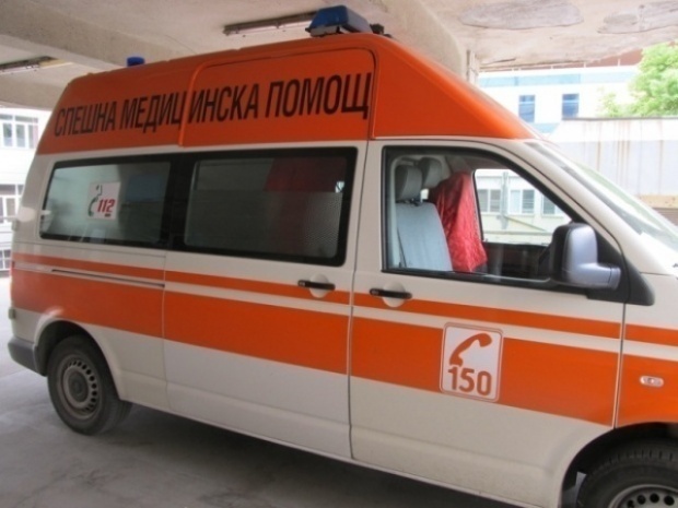 След 3 часа отново в Пловдив : 76-годишна пешеходка е в болница, след като е ударена от такси