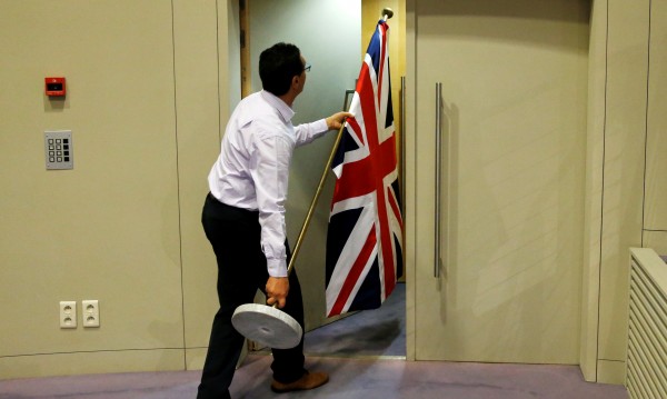 Ефектът Brexit: Лондон затяга обръча над неквалифицирани мигранти