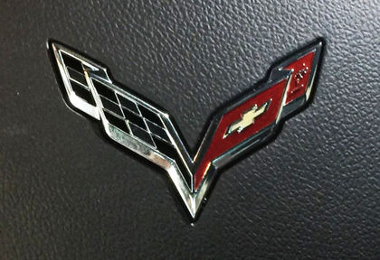 Първи СНИМКИ и ВИДЕО на новия революционен Chevrolet Corvette