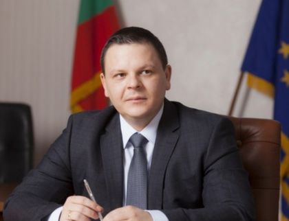 Пишат нови правила за автобусните превози