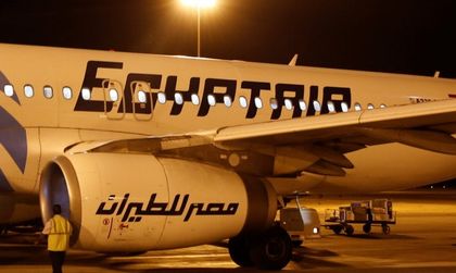 Най-вероятно е имало взрив на борда на самолета на Egyptair