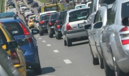 Внимание, шофьори! Трафикът пак става зверски, вижте къде ще са тапите