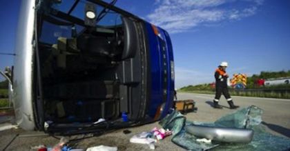 Петима ранени при катастрофата на български автобус в Македония