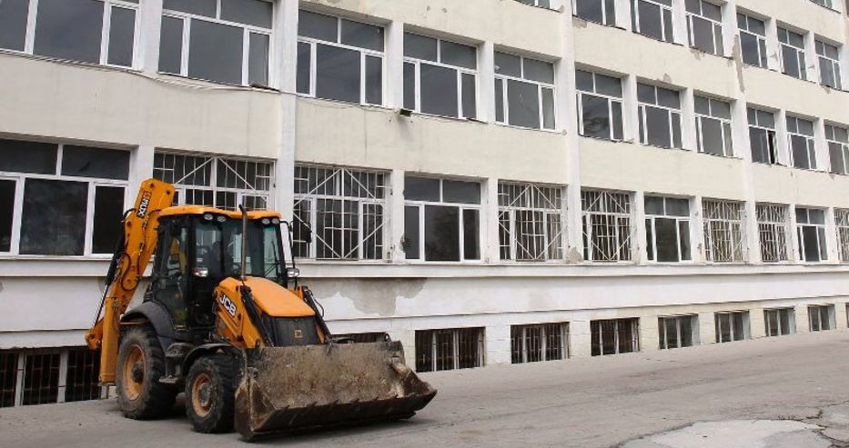 Община Варна се извини за закъснелите ремонти в училищата, тази година също ще има нови реконструкции