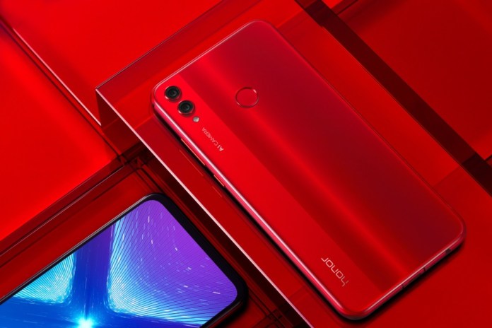Операционната система EMUI 9.0, базирана на Android 9 Pie, вече е налична за HONOR 8X