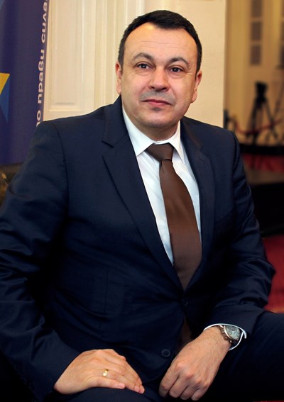 Хамид Хамид: Лица, свързани с Цветан Василев, без да са дали и 1 лев, придобиват активи на КТБ с пари на вложителите