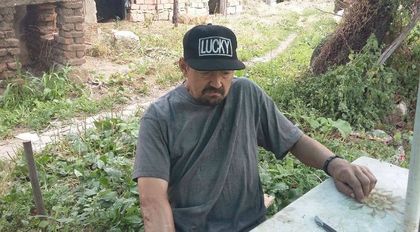 Десетки помогнаха на самотен инвалид от Врачанско