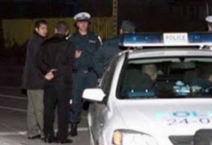 Нощен щурм на криминалисти! Арест пред къщата на най-стария наркодилър в Благоевград Киро - Уята