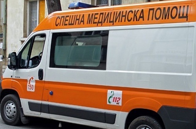 Мерцедес блъсна пешеходка в Пловдивско, жената е загинала на място