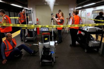 Обгазяване в метрото на Ню Йорк