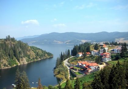 Рекордно гласуване в Доспат - 64% пуснаха вота си до 16 часа