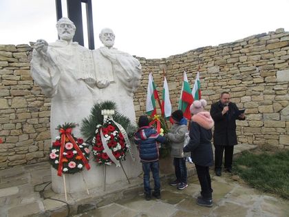 Шумен: 1150 гoдини от Успението на Равноапостолен Свети Кирил Славянобългарски бяха отбeлязани тържествено в Плиска