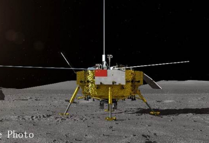 За първи път космически кораб кацна на обратната страна на Луната