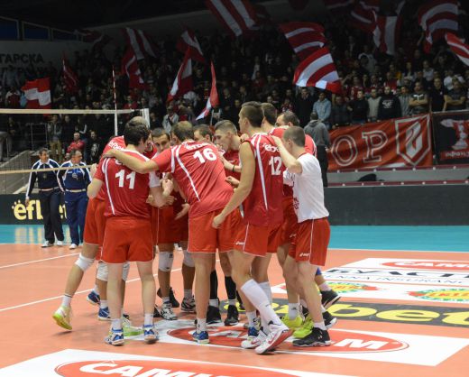 "Левски" на дъното след тежка загуба от ЦСКА (СНИМКА)