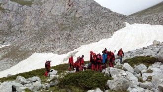 Спасиха момче и момиче, загубили се в планината над Асеновград