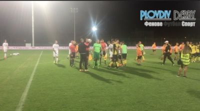 Опитният вратар на Славия към млад защитник на Ботев: Ей, дришльо! (PlovdivDerbyTV)