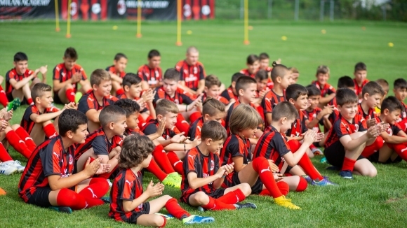 Milan Academy Junior Camp стартира в Панагюрище, идва ред на Несебър (снимки)