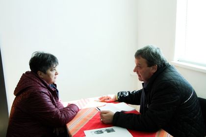 Перник: Народният представител д-р Александър Александров се срещна с жители на община Брезник