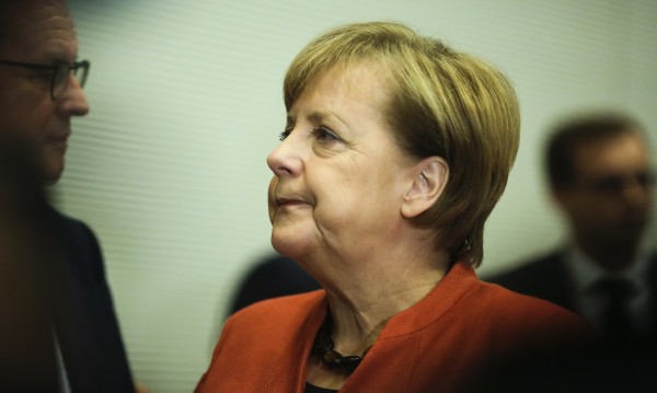 Меркел предпочита нов вот, но не и правителство на малцинството