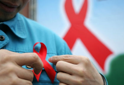 Учени унищожиха вируса ХИВ с помощта на стволови клетки