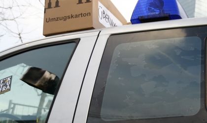 Жена уби един и рани трима с нож в Северна Италия