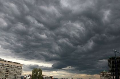Синоптици с много лоши новини за времето утре!