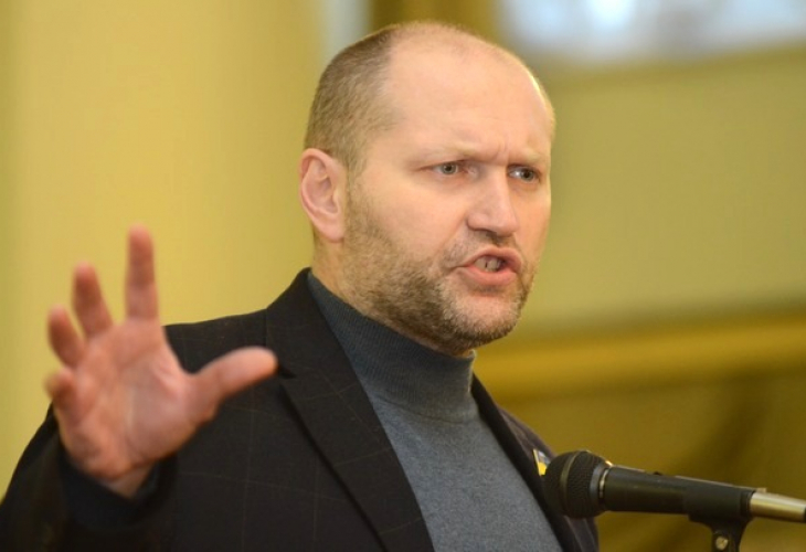 Немски шеф от ЕНП псува украинци на дискусия за Русия