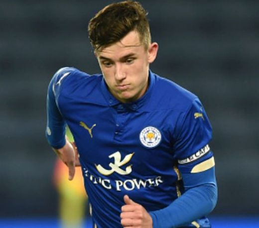 Арсенал с оферта за защитник на Лестър