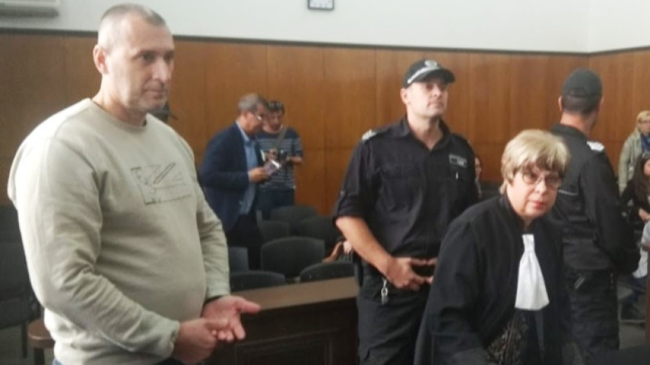 Полицаят с доживотна присъда за двойно убийство обжалва в Пловдив