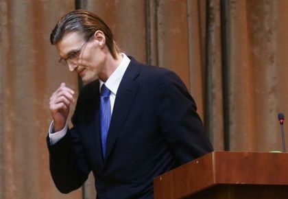 Кириленко стопи 10% от дълга на руския баскетбол