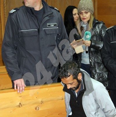 Нападателят на баба Иванка от Гурково остава в ареста