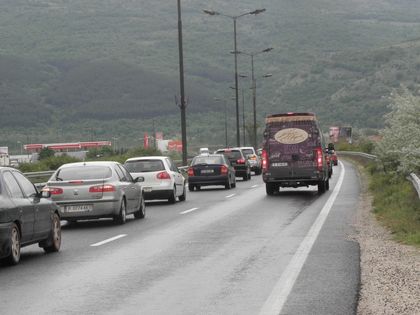 МВР бие тревога: Ако видите мъж, жена и дете на пътя, НЕ СПИРАЙТЕ, опасни са!